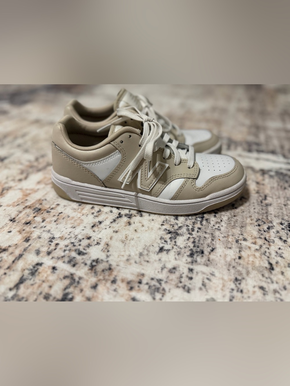 New Balance Kids Tan and White Low-Top Sneakers